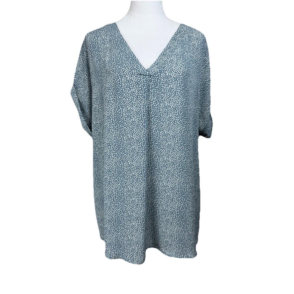She & Sky Short Sleeve Top Blouse 2XL Dusty Blue Lightweight Flowy Classic